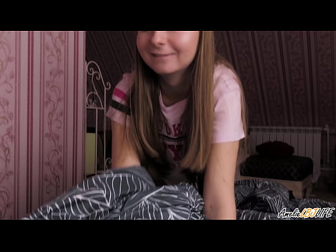 ❤️ Blondie анын BFF анын терең соруп жана анын оозуна сперма алат ️❌ Порно видео ky.mrvideospornogratis.ru